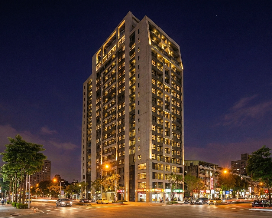 Gemini_Generated_Image_成都路夜景